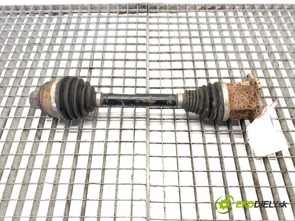 AUDI A6 C7 Kombi 2016 200 kW 3.0 TDI quattro 2967 poloos pravý přední část 4G0407271F