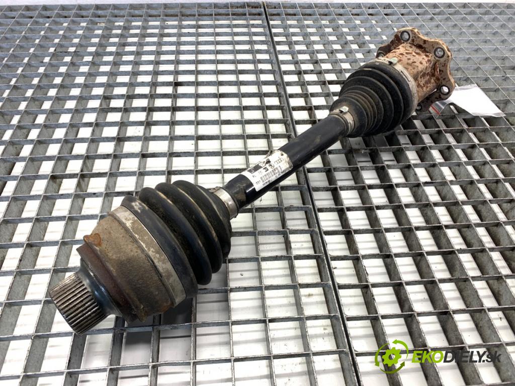 AUDI A6 C7 Kombi 2016 200 kW 3.0 TDI quattro 2967 Poloos pravy predný 4G0407271F