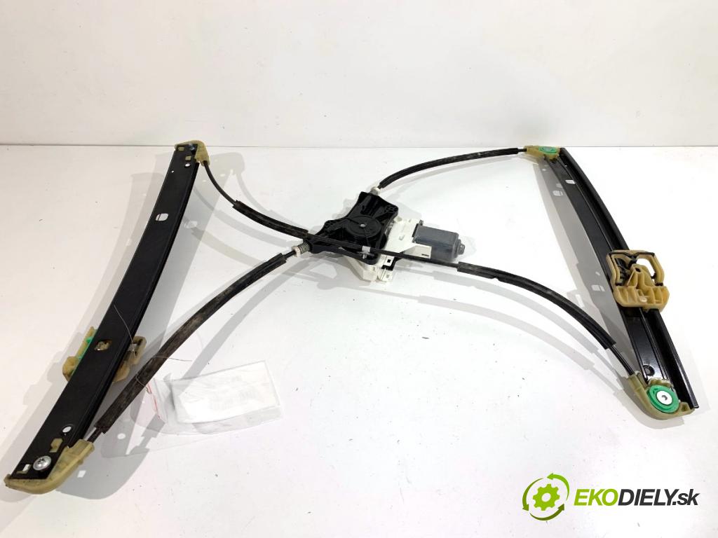 AUDI A6 C7 Kombi 2016 200 kW 3.0 TDI quattro 2967 mechanismus okna levý přední část 8K0959801B