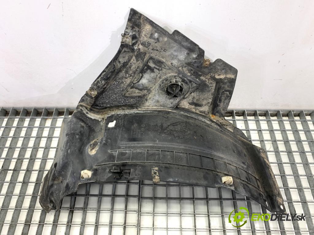 AUDI A6 C7 Kombi 2016 200 kW 3.0 TDI quattro 2967 podblatník pravý přední část 4G0853887