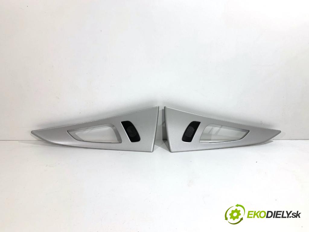 AUDI A6 C7 Kombi 2016 200 kW 3.0 TDI quattro 2967 lišty kryt 4G0864261 4G1853190B (Lišta)