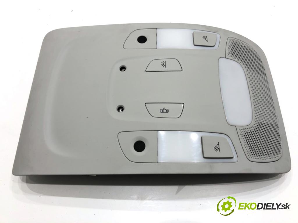 AUDI A6 C7 Kombi 2016 200 kW 3.0 TDI quattro 2967 Svetlo stropné 4G0947135