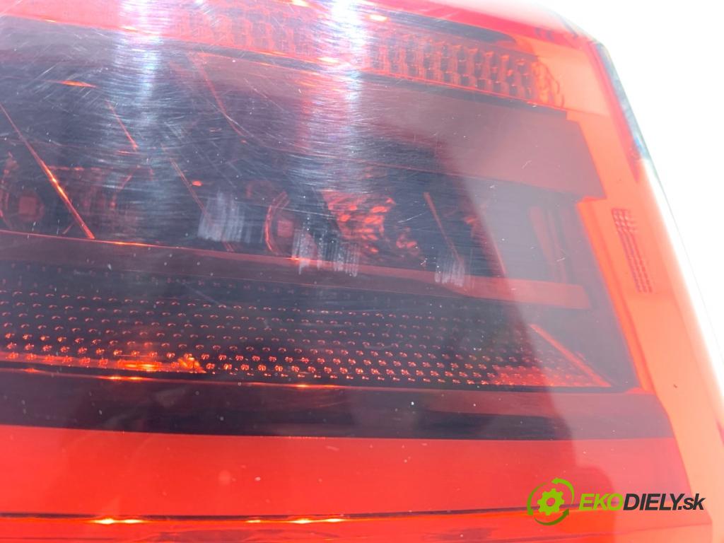 AUDI A6 C7 Kombi 2016 200 kW 3.0 TDI quattro 2967 světlo levý zadní část 4G9945095E