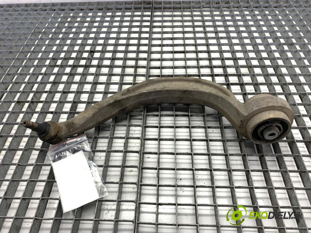 AUDI A6 C7 Kombi 2016 200 kW 3.0 TDI quattro 2967 rameno pravý přední část 4G0407696