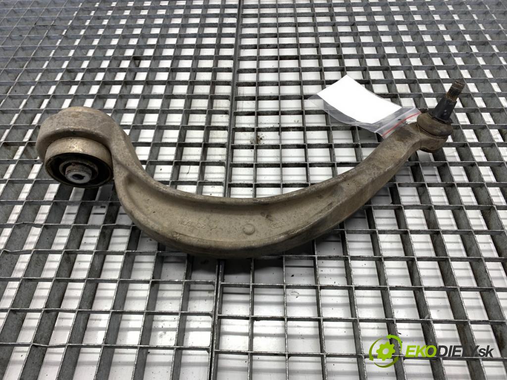 AUDI A6 C7 Kombi 2016 200 kW 3.0 TDI quattro 2967 rameno pravý přední část 4G0407696