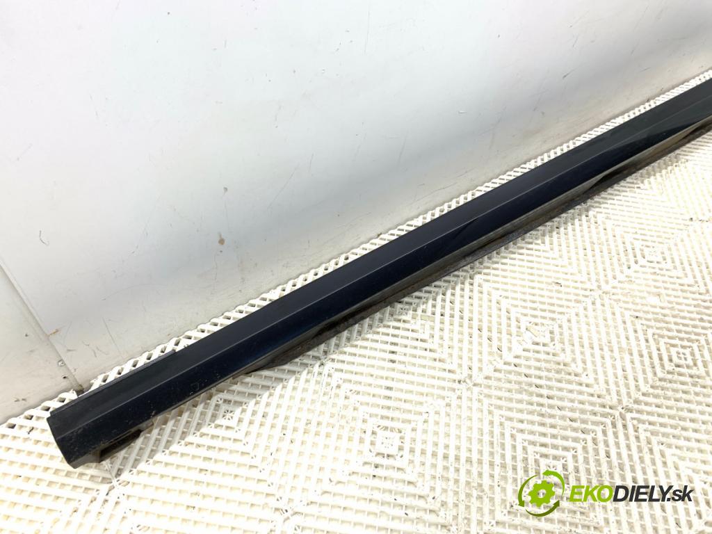 AUDI A6 C7 Kombi 2016 200 kW 3.0 TDI quattro 2967 Lišta prahová ľavy 4G0853855K