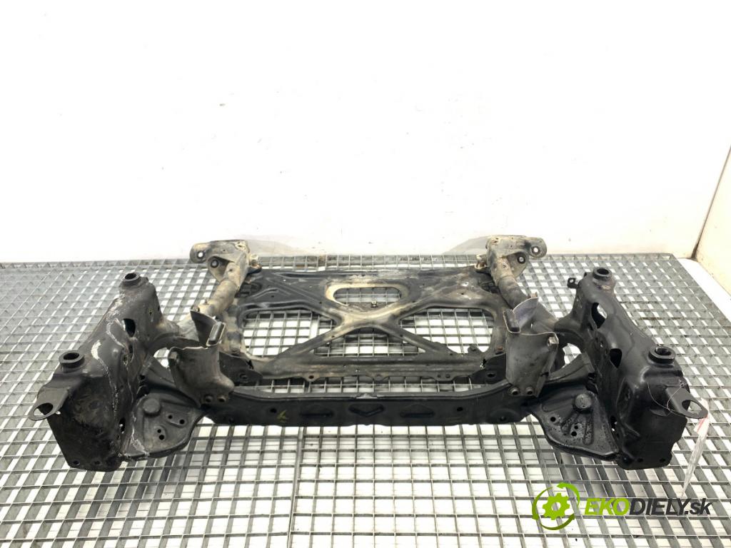 AUDI A6 C7 Kombi 2016 200 kW 3.0 TDI quattro 2967 výztuha pod motor 4H0399345Q (Přední výztuha)