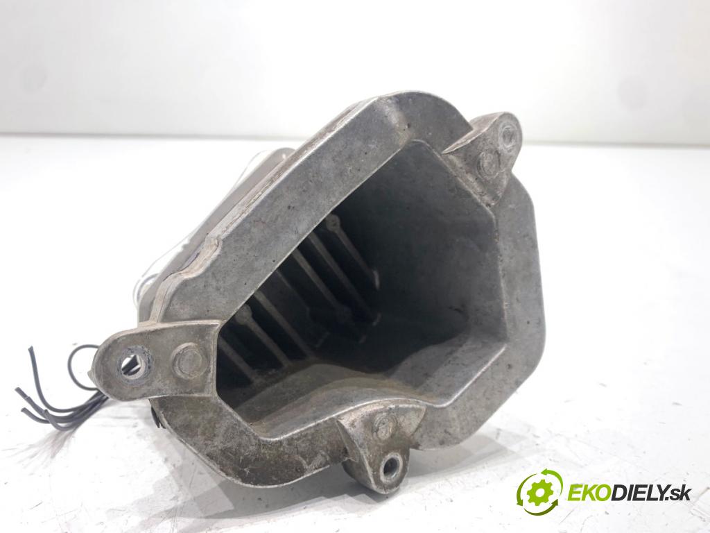 BMW F10 sedan 2010 135 kW 520 d 1995 modul LED 171.739-02