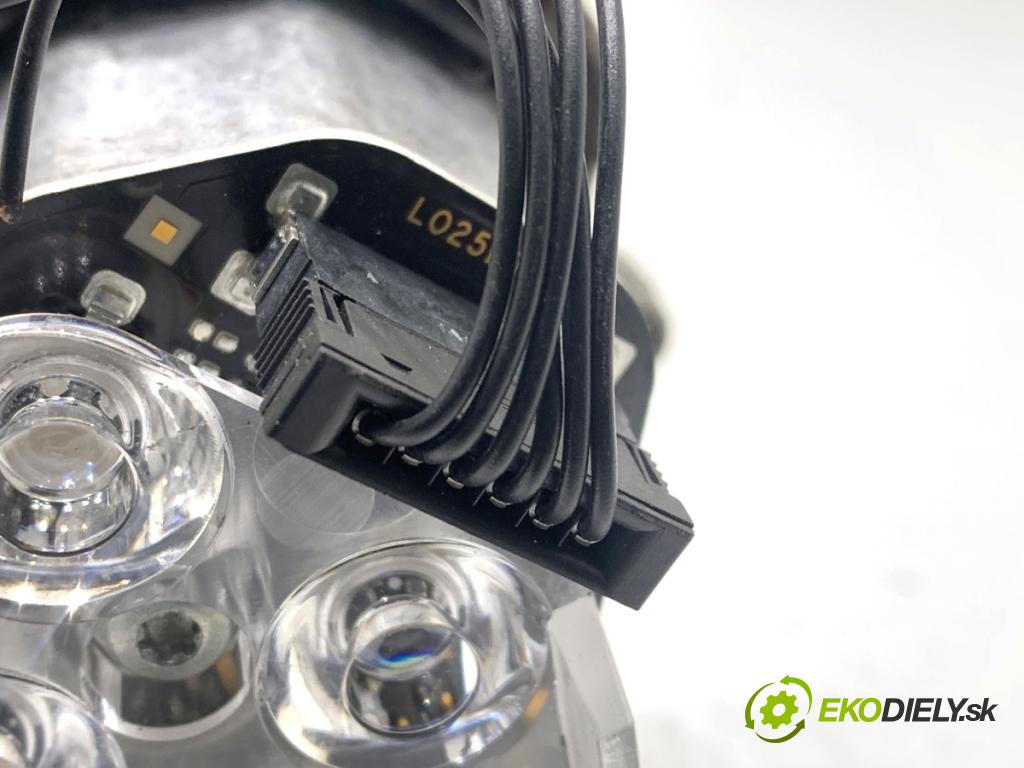 BMW F10 sedan 2010 135 kW 520 d 1995 modul LED 171.739-02