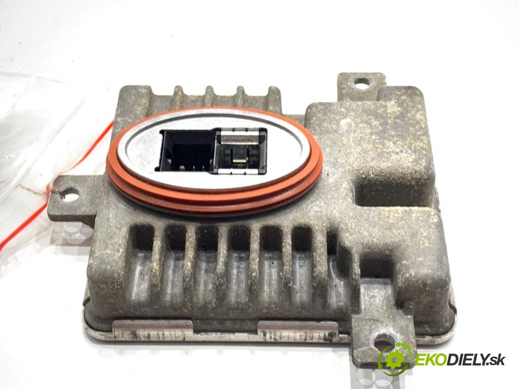 BMW F10 sedan 2010 135 kW 520 d 1995 Menič XENON 7237647 (Riadiaca jednotka xenónu)