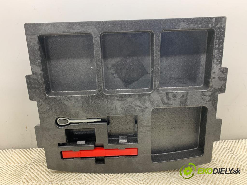 MG (SAIC) HS SUV 2024 124 kW 1.5 20 T 1490 vložka kufra polystyrenové 