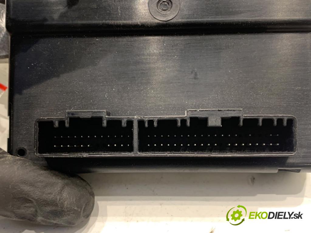 MG (SAIC) HS SUV 2024 124 kW 1.5 20 T 1490 modul řídící jednotka 11905819 (Řídící jednotka ostatní)