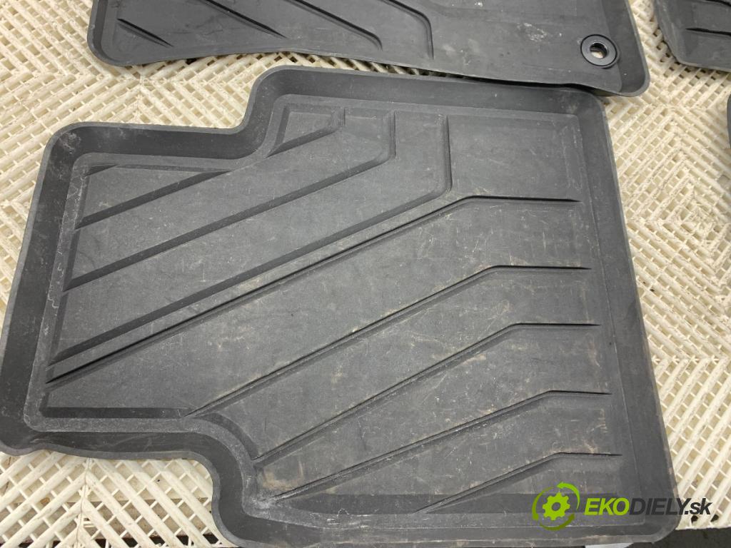 MG (SAIC) HS SUV 2024 124 kW 1.5 20 T 1490 kobereček