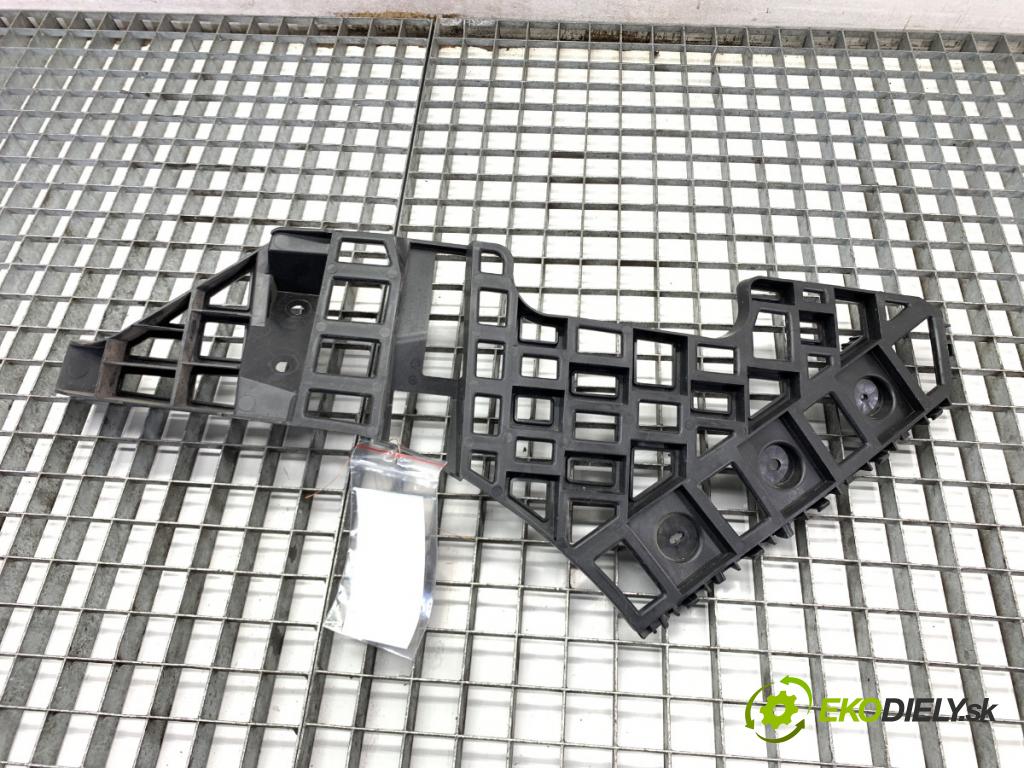 MG (SAIC) HS SUV 2024 124 kW 1.5 20 T 1490 úchyt nárazníka pravý zadní část 10952587