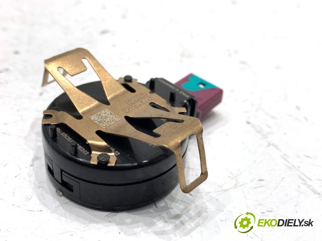 MG (SAIC) HS SUV 2024 124 kW 1.5 20 T 1490 Snímač dažďa 10296753 (Snímač dažďa)