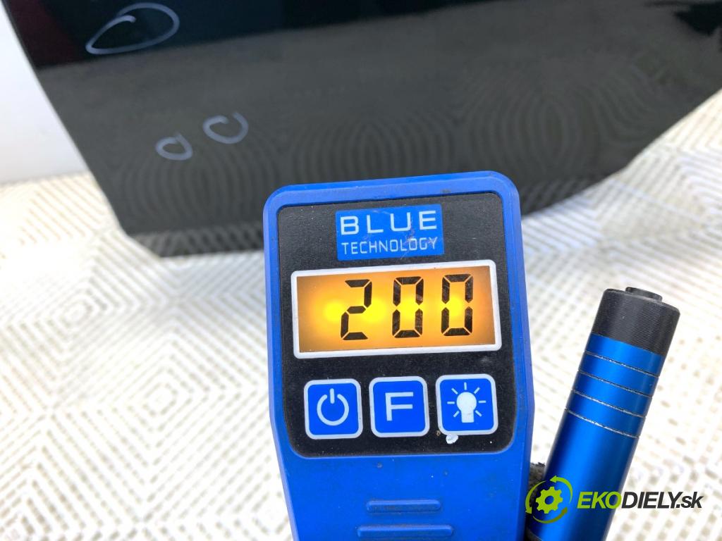 AUDI A4 B8 sedan 2009 105 kW 2.0 TDI 1968 Dvere ľavy zad LZ6E: LZ6E