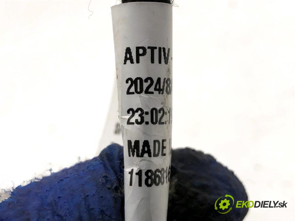 MG (SAIC) HS SUV 2024 124 kW 1.5 20 T 1490 Káblovačka Dvere zad pravy