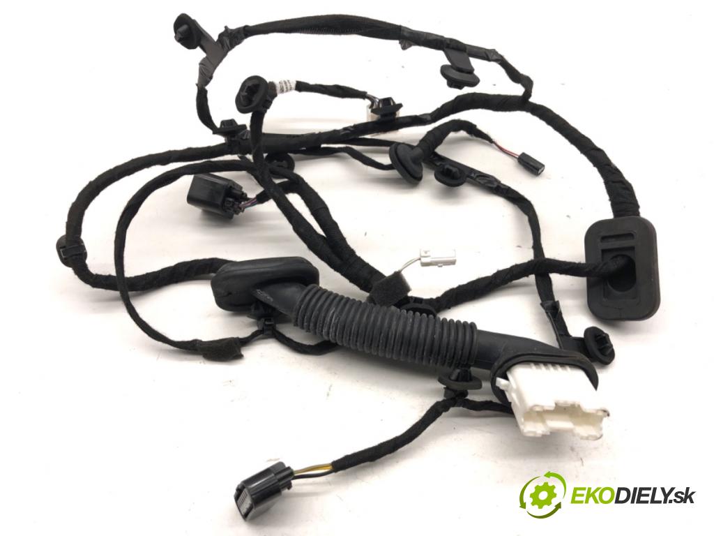 MG (SAIC) HS SUV 2024 124 kW 1.5 20 T 1490 káblovačka dveře zadní část levý 11868158