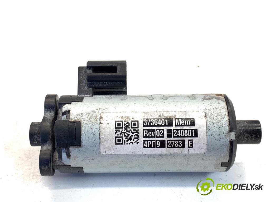 MG (SAIC) HS SUV 2024 124 kW 1.5 20 T 1490 motorek nastavení sedačky 3736401