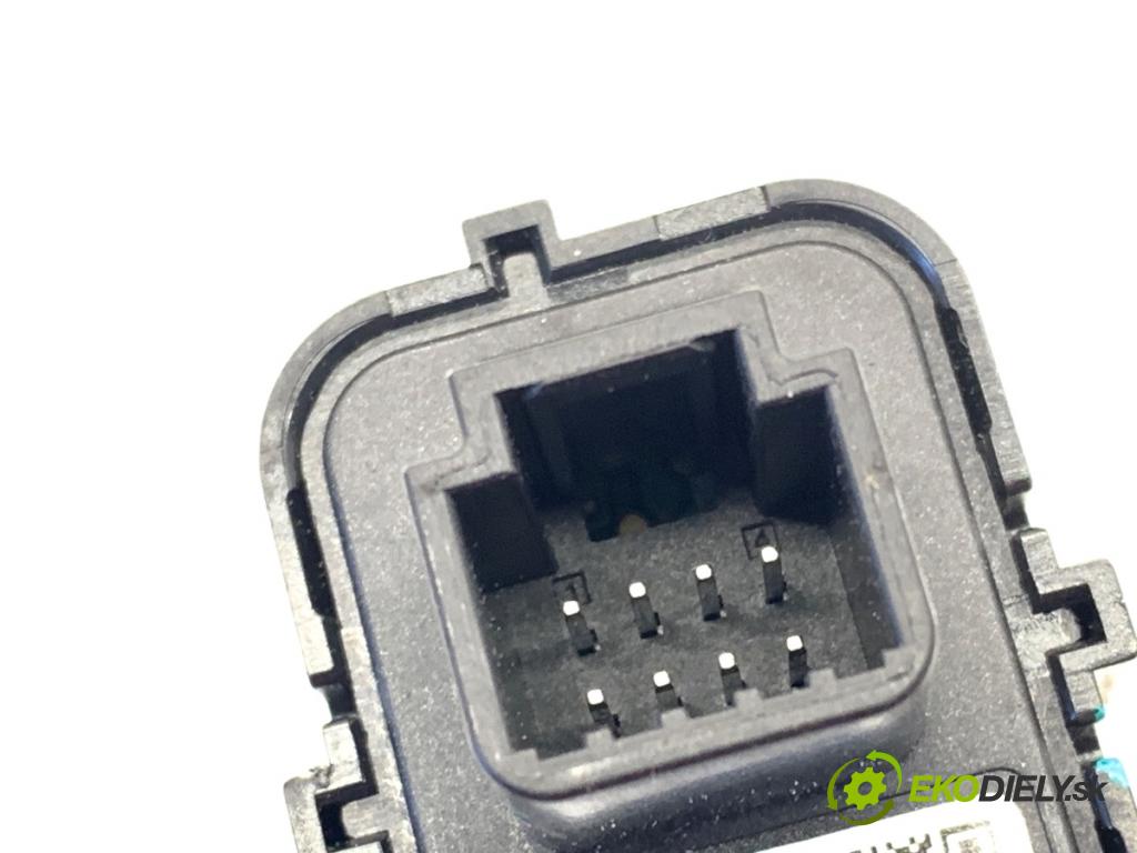 MG (SAIC) HS SUV 2024 124 kW 1.5 20 T 1490 přepínač 11550702