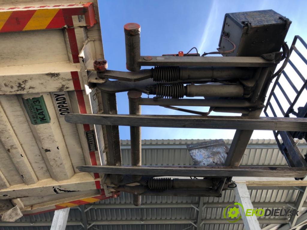 RENAULT TRUCKS T Platforma / podwozie 2020 338 kW T460 338 kW [460 KM] olej napędowy 2013 - 2022 10837 VÝTAH: DHLV 2000KG