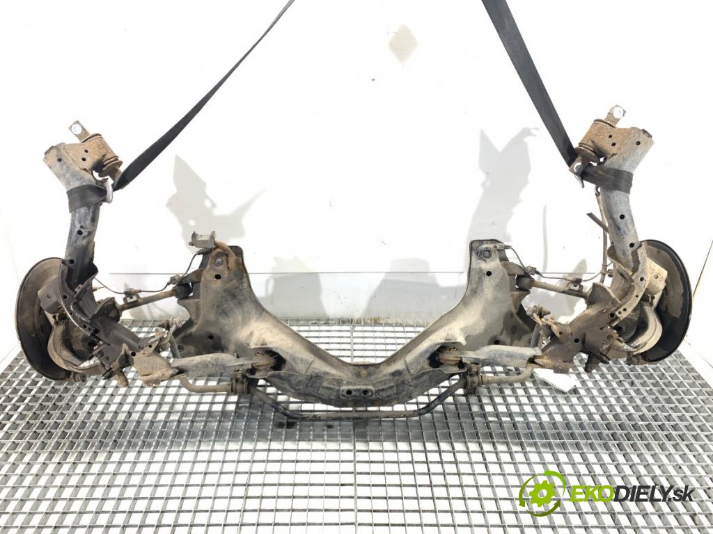 HONDA CR-V IV SUV 2016 118 kW 1.6 i-DTEC 4WD (RE6) 1597 Výstuha zad 