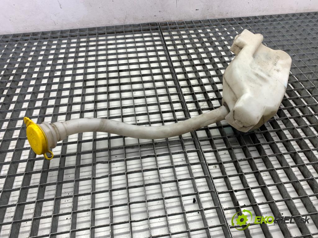 MERCEDES-BENZ CITAN Nadwozie pełne/minivan 2014 81 kW 111 CDI (415.603, 415.605) 1461 Nádržka ostrekovačov 8200431474