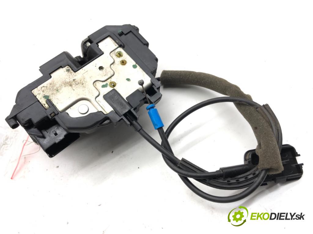 MERCEDES-BENZ CITAN Nadwozie pełne/minivan 2014 81 kW 111 CDI (415.603, 415.605) 1461 zámok Dvere ľavy zad 8200542396