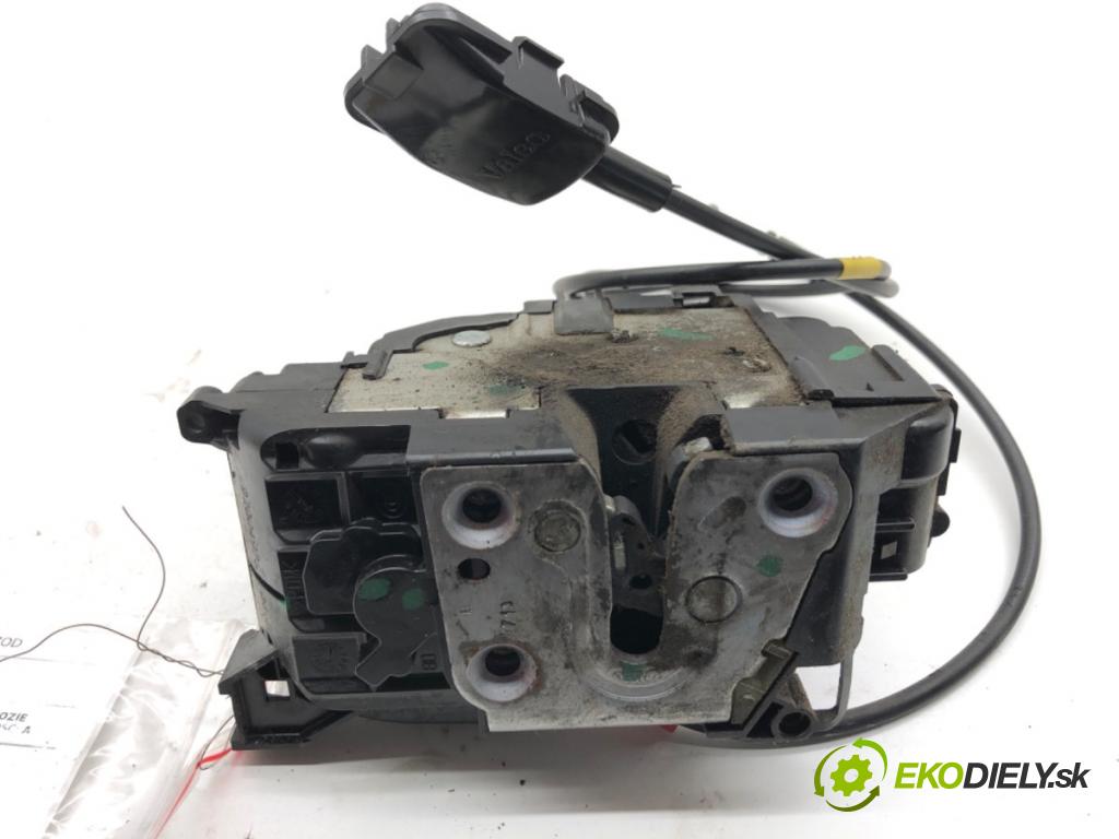 MERCEDES-BENZ CITAN Nadwozie pełne/minivan 2014 81 kW 111 CDI (415.603, 415.605) 1461 zámok Dvere pravy predný 8200497604