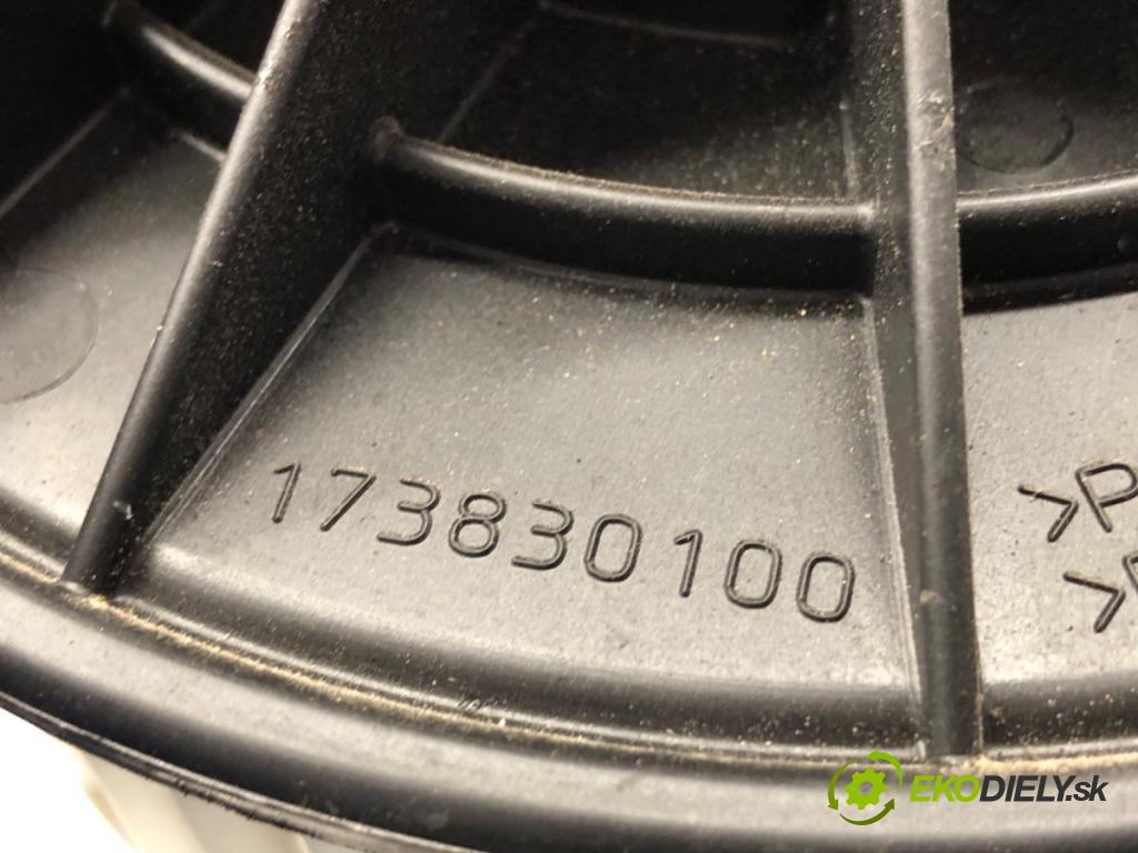 MERCEDES-BENZ CITAN Nadwozie pełne/minivan 2014 81 kW 111 CDI (415.603, 415.605) 1461 ventilátor kúrenia 173830100