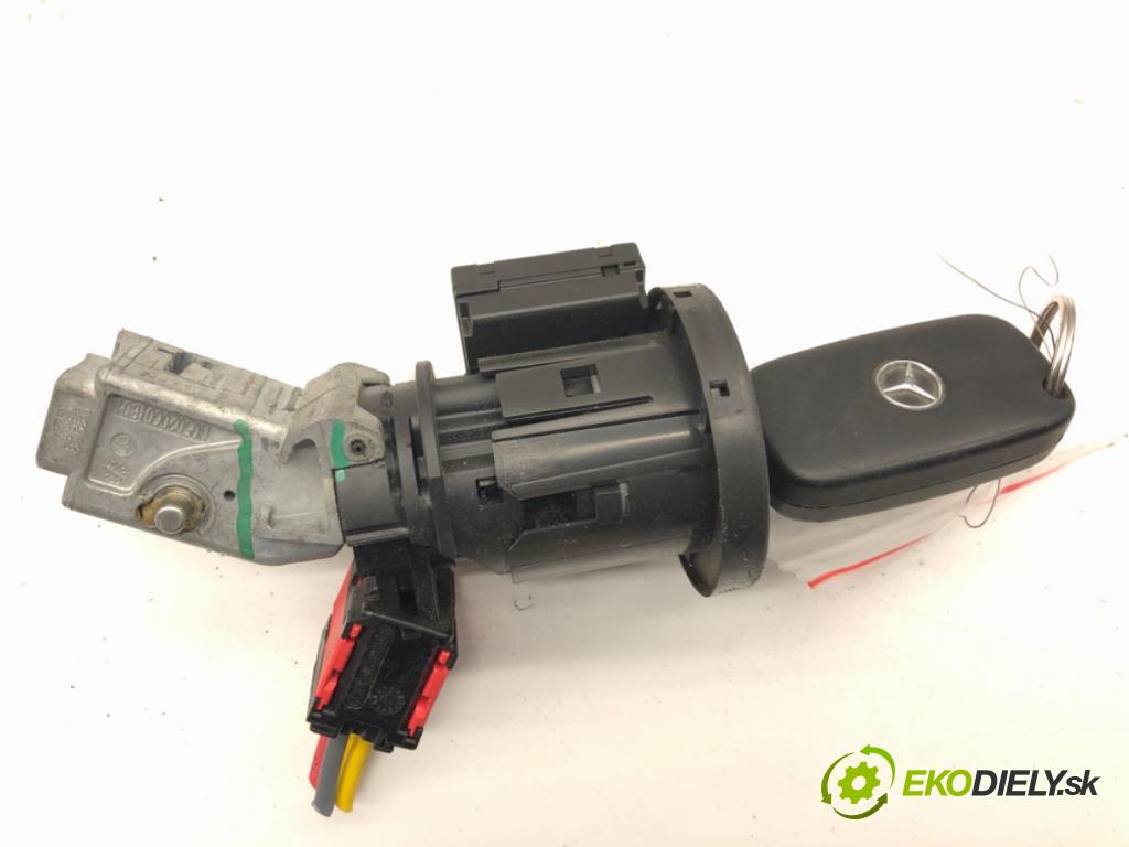 MERCEDES-BENZ CITAN Nadwozie pełne/minivan 2014 81 kW 111 CDI (415.603, 415.605) 1461 spínačka N0502060 (Spínací skříňka)