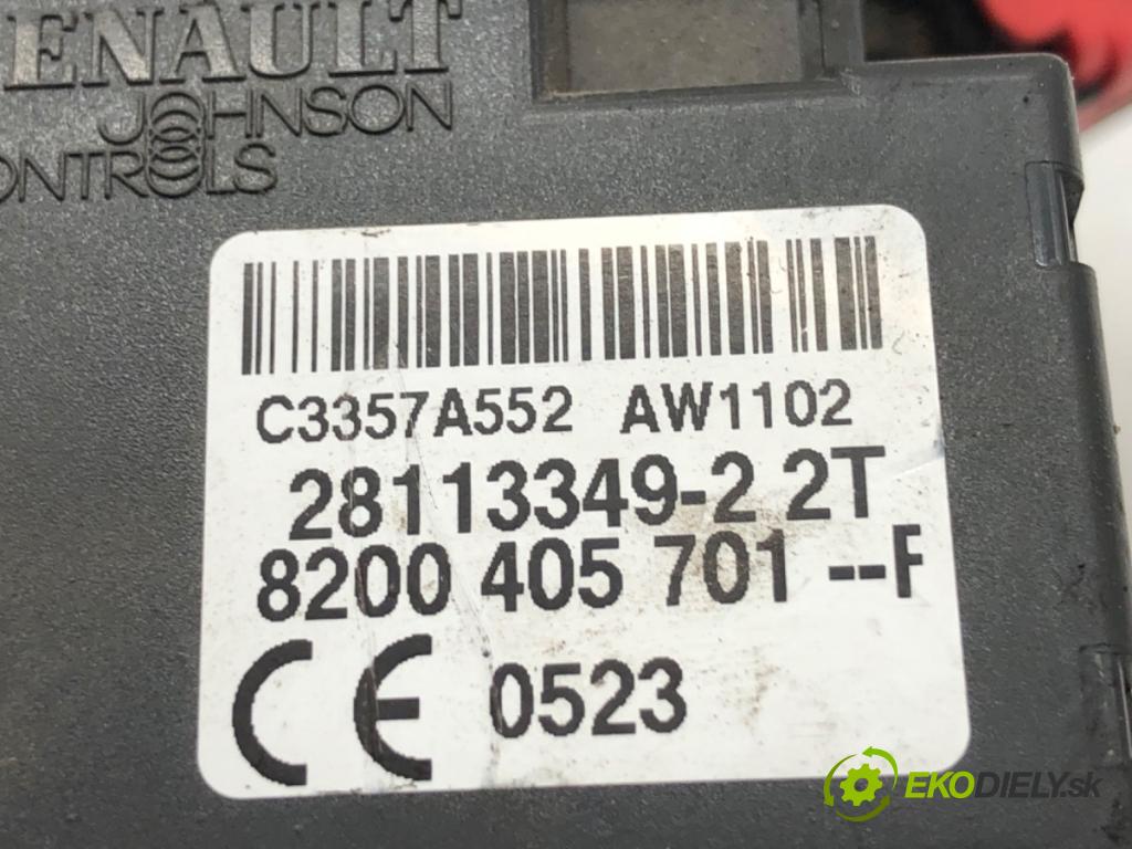 MERCEDES-BENZ CITAN Nadwozie pełne/minivan 2014 81 kW 111 CDI (415.603, 415.605) 1461 spínačka N0502060 (Spínací skříňka)