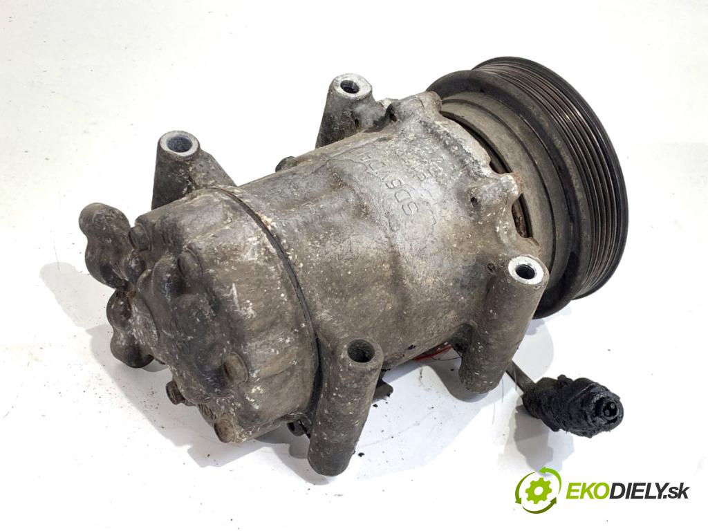 MERCEDES-BENZ CITAN Nadwozie pełne/minivan 2014 81 kW 111 CDI (415.603, 415.605) 1461 kompresor klimatizace 8200953359 (Kompresor klimatizace)