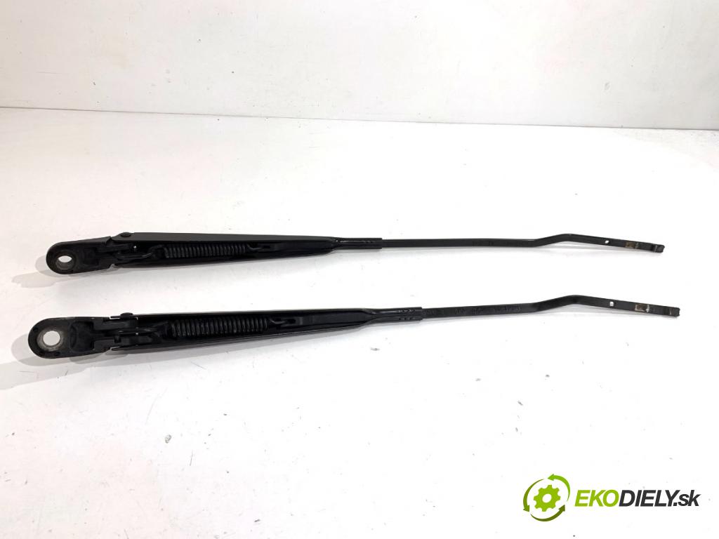 MERCEDES-BENZ CITAN Nadwozie pełne/minivan 2014 81 kW 111 CDI (415.603, 415.605) 1461 ramena stěrače přední část 8200619427