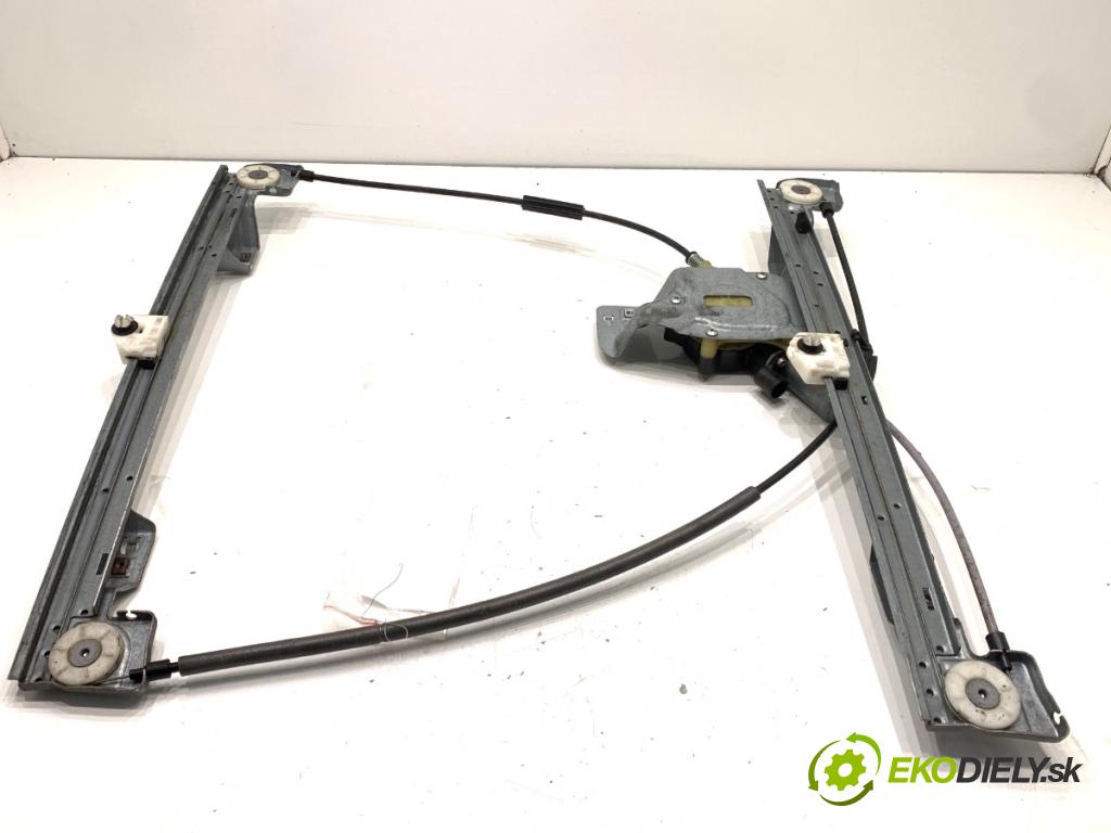 MERCEDES-BENZ CITAN Nadwozie pełne/minivan 2014 81 kW 111 CDI (415.603, 415.605) 1461 mechanismus okna pravý přední část 128001182B