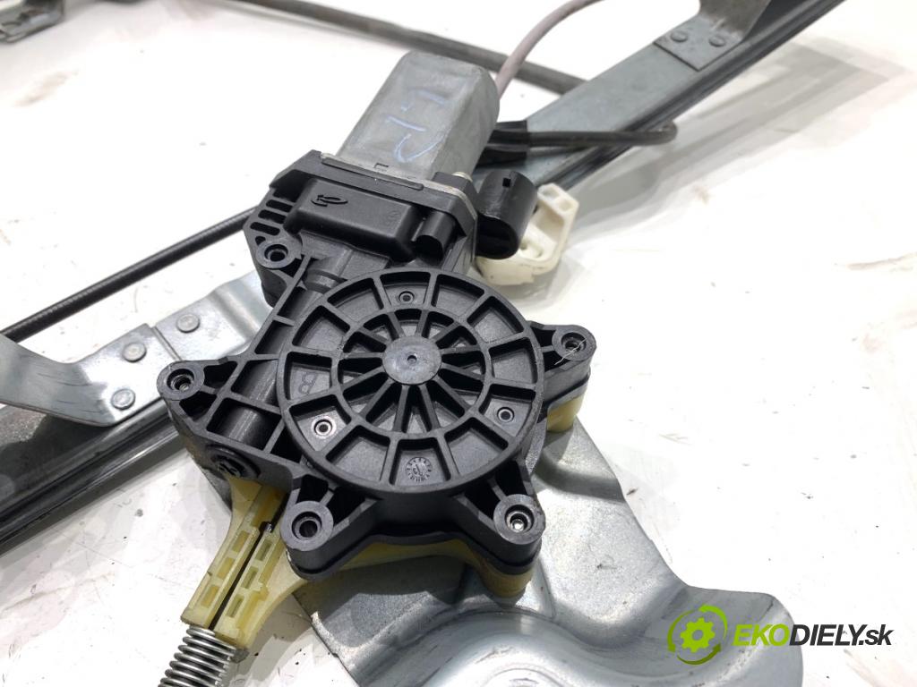 MERCEDES-BENZ CITAN Nadwozie pełne/minivan 2014 81 kW 111 CDI (415.603, 415.605) 1461 mechanismus okna levý přední část