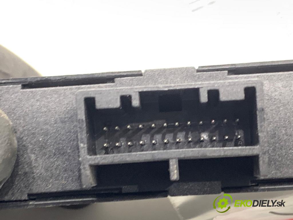 MERCEDES-BENZ CITAN Nadwozie pełne/minivan 2014 81 kW 111 CDI (415.603, 415.605) 1461 modul PDC 259903137R (Řídící jednotka ostatní)