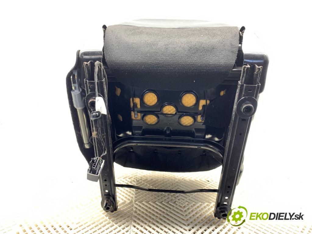 MERCEDES-BENZ CITAN Nadwozie pełne/minivan 2014 81 kW 111 CDI (415.603, 415.605) 1461 Sedadlo pravy predný