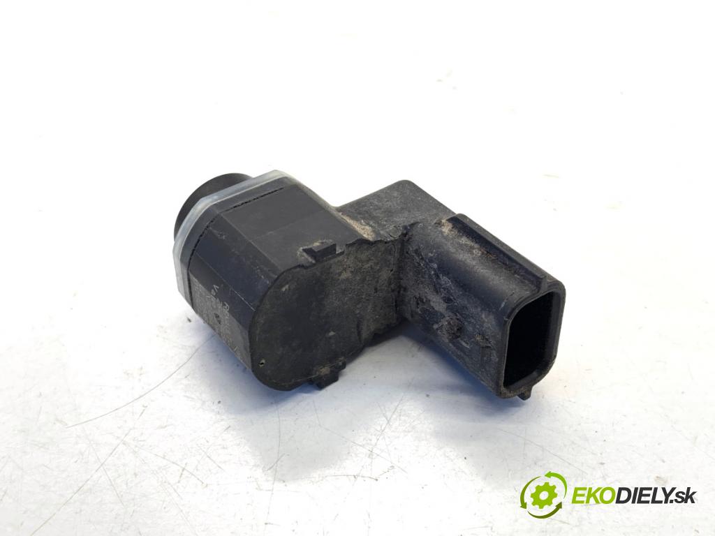 MERCEDES-BENZ CITAN Nadwozie pełne/minivan 2014 81 kW 111 CDI (415.603, 415.605) 1461 Snímač PDC 284426105R