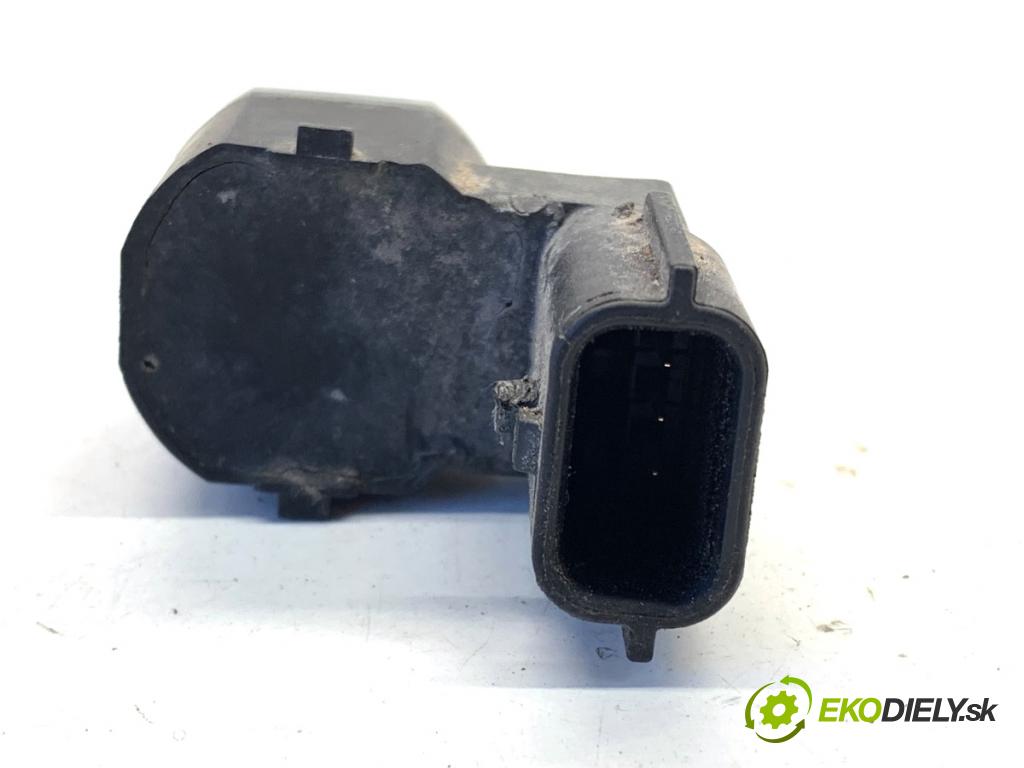 MERCEDES-BENZ CITAN Nadwozie pełne/minivan 2014 81 kW 111 CDI (415.603, 415.605) 1461 Snímač PDC 284426105R