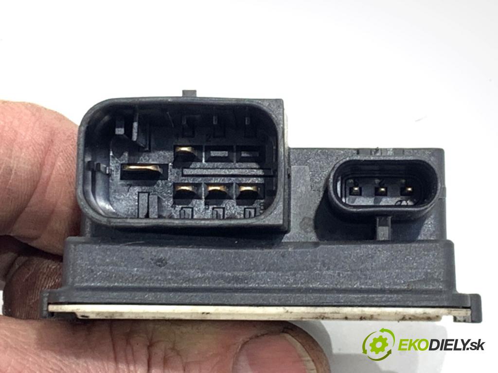 BMW F31 Kombi 2014 135 kW 320 d xDrive 1995 relé sviečok žhavenia 857008702 (Relé)