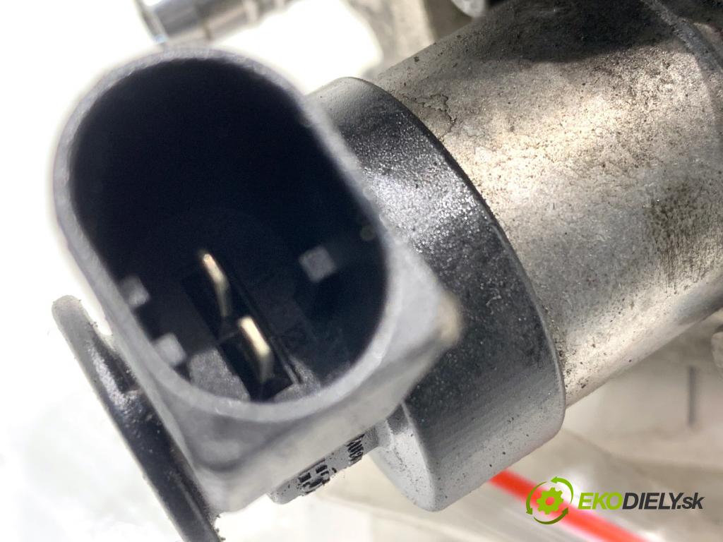 BMW F31 Kombi 2014 135 kW 320 d xDrive 1995 pumpa vysokého tlaku 7810696