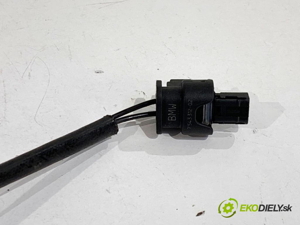 BMW F31 Kombi 2014 135 kW 320 d xDrive 1995 Snímač teploty spalín 8509963 (Snímač)