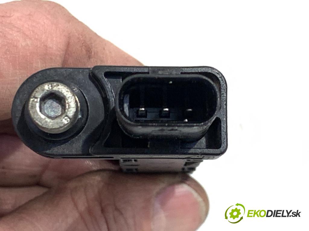 BMW F31 Kombi 2014 135 kW 320 d xDrive 1995 Snímač pozície hriadeľa kľukového 7805188 (Snímač polohy kľukového hriadeľa)