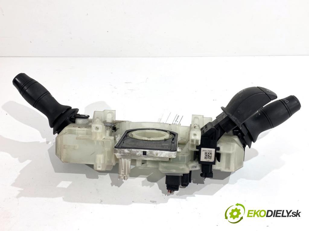 RENAULT MASTER III Platforma / podwozie 2018 125 kW 2.3 dCi 170 FWD (EV0L, HV0L, UV0L) 2298 přepínač kombinovaný 255679223R (Páčky pod volantem)