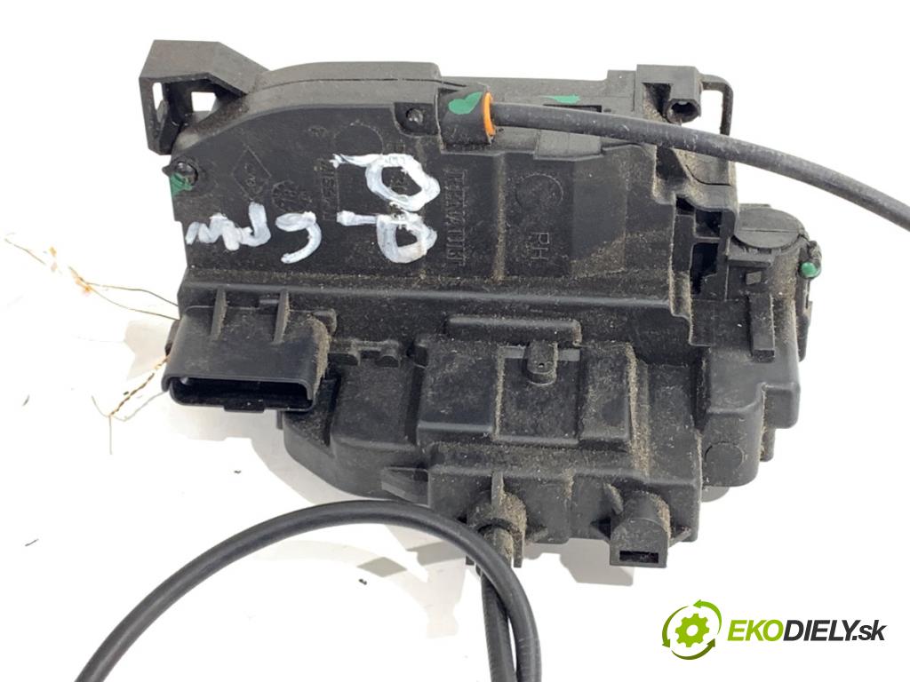 RENAULT MASTER III Platforma / podwozie 2018 125 kW 2.3 dCi 170 FWD (EV0L, HV0L, UV0L) 2298 zámok Dvere pravy predný 805020009R