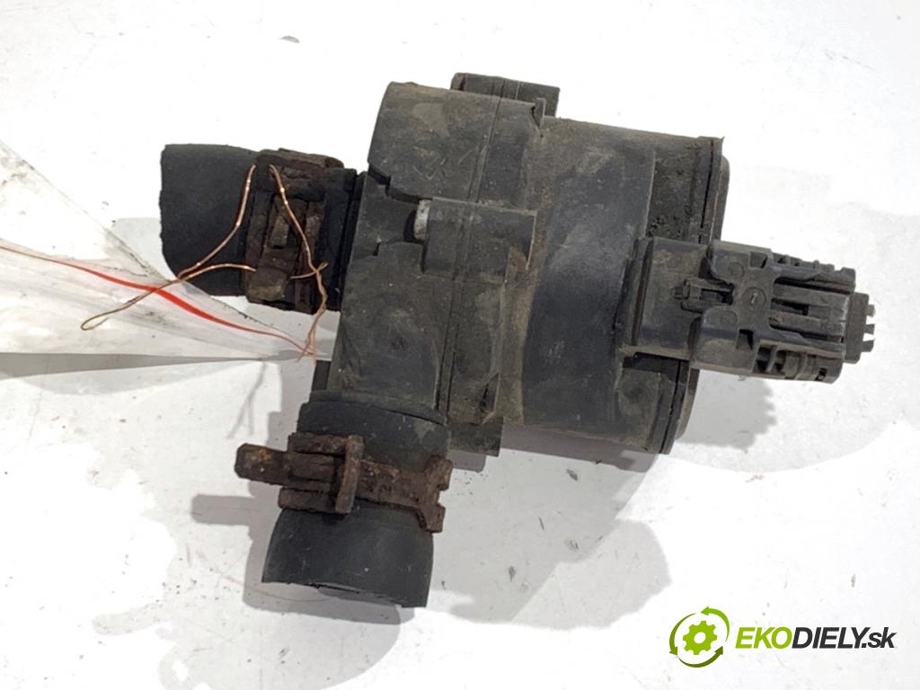 RENAULT MASTER III Platforma / podwozie 2018 125 kW 2.3 dCi 170 FWD (EV0L, HV0L, UV0L) 2298 DALŠÍ: Pumpa vody 0392023219 (Vodná pumpa)