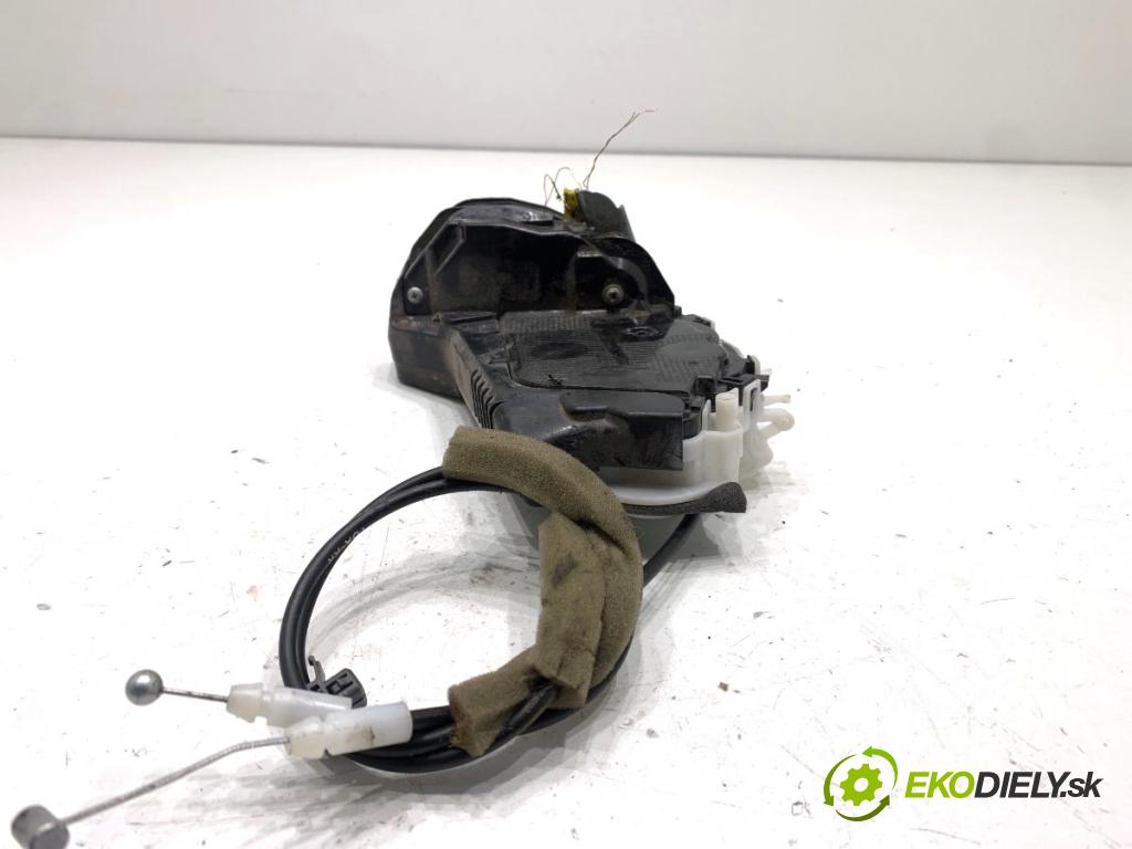 HONDA CR-V IV SUV 2016 118 kW 1.6 i-DTEC 4WD (RE6) 1597 zámok Dvere ľavy zad