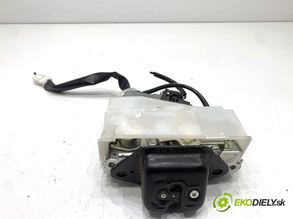 HONDA CR-V IV SUV 2016 118 kW 1.6 i-DTEC 4WD (RE6) 1597 zámok dverí zad 