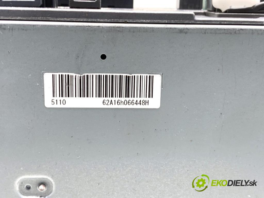 HONDA CR-V IV SUV 2016 118 kW 1.6 i-DTEC 4WD (RE6) 1597 RADIO mavigace 39100-T1V-G63-M1 (Audio zařízení)